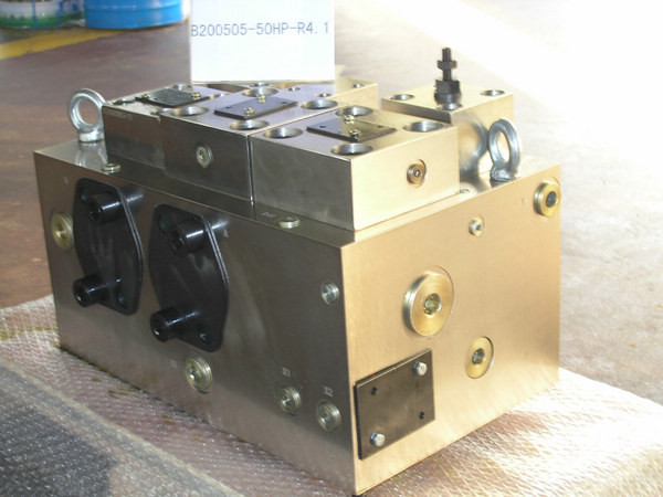 泰豐廠家供應YN32-500HEBCV 500HE不(bù)帶頂出(chū)缸