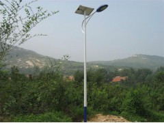 山東青島新農村锂電池30WLED太陽能路燈高杆燈景觀燈