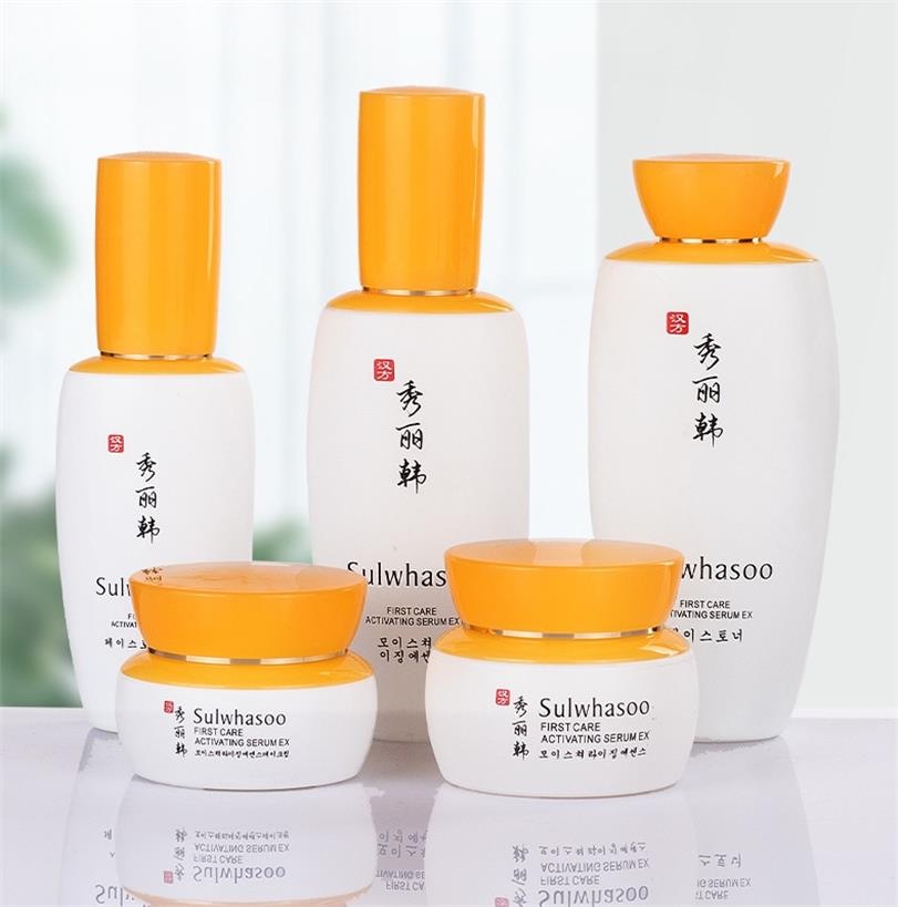 玻璃套裝瓶生産廠家，玻璃包裝瓶生産廠家，玻璃分裝瓶生産廠家